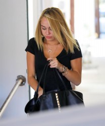 Miley Cyrus マイリー・サイラス