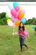 f7157088188452 Selena Gomez Films A Commerical For Her Dream Out  Loud Clothing Line